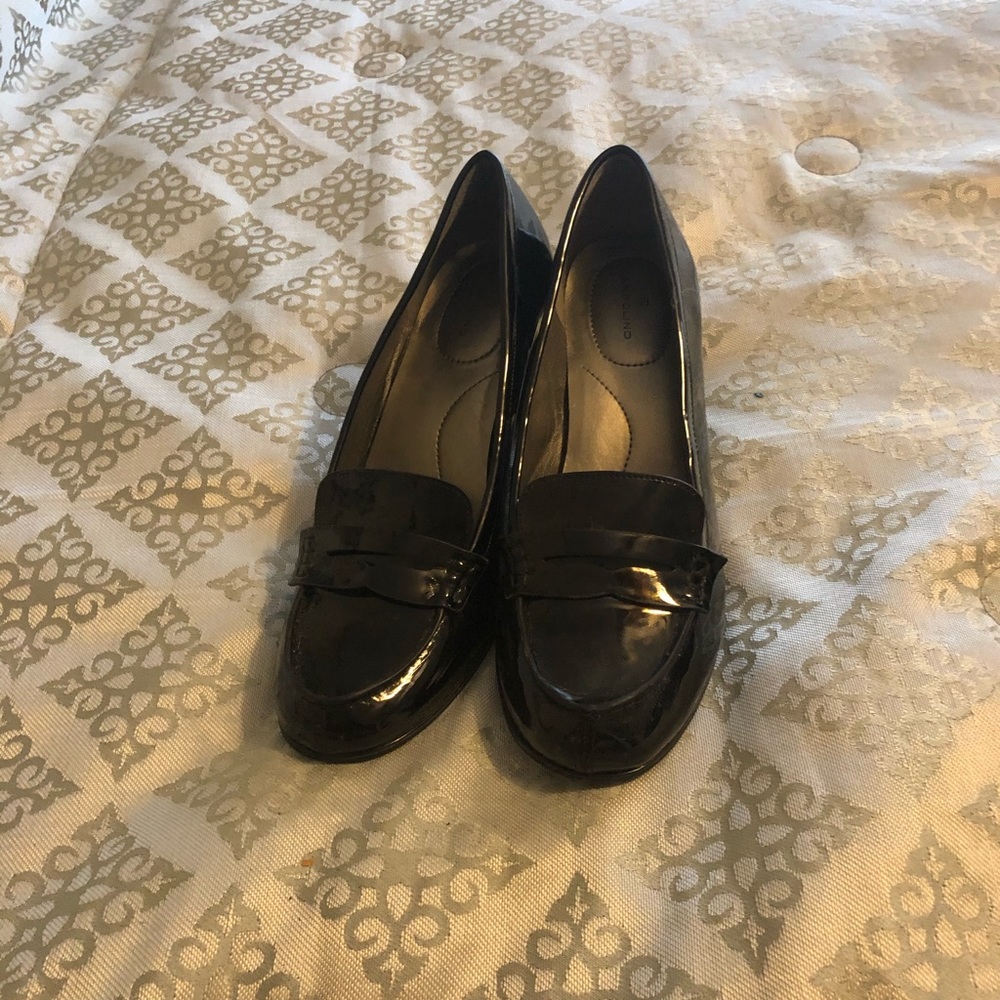 Black heels